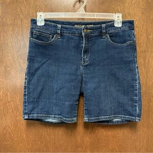Michael Kors dark wash mid rise midi denim shorts sz 6 - 8” inseam